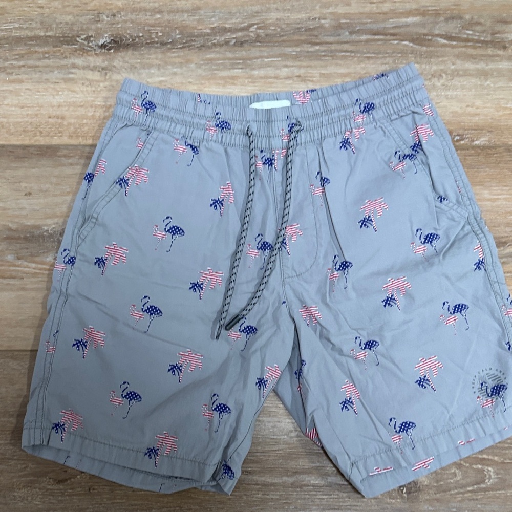 Denim & Flower Gray Shorts with Flamingo Design